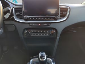 Kia XCeed Drive 1.0 T-GDi 74 kW  - Foto 20