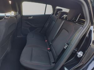 Ford Focus Sportbreak ST-Line 1.0 EcoBoost 92 kW  - Foto 17