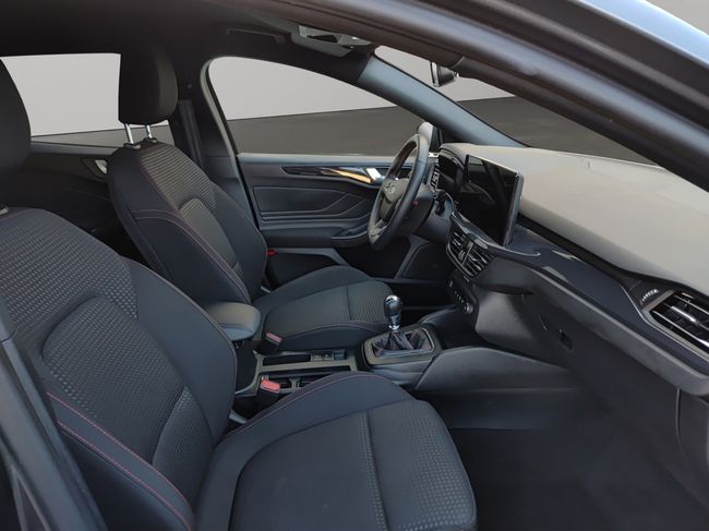 Ford Focus Sportbreak ST-Line 1.0 EcoBoost 92 kW  - Foto 18