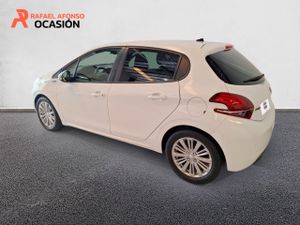 Peugeot 208 5P Signature 1.2L PureTech 60KW (82CV)  - Foto 7