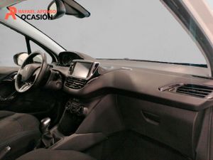 Peugeot 208 5P Signature 1.2L PureTech 60KW (82CV)  - Foto 15