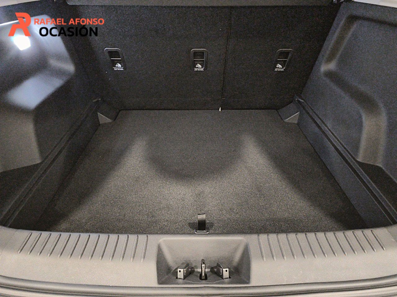 Omoda 5 MY25 - Premium 1.6 TGDI 108kW (145cv)  - Foto 12