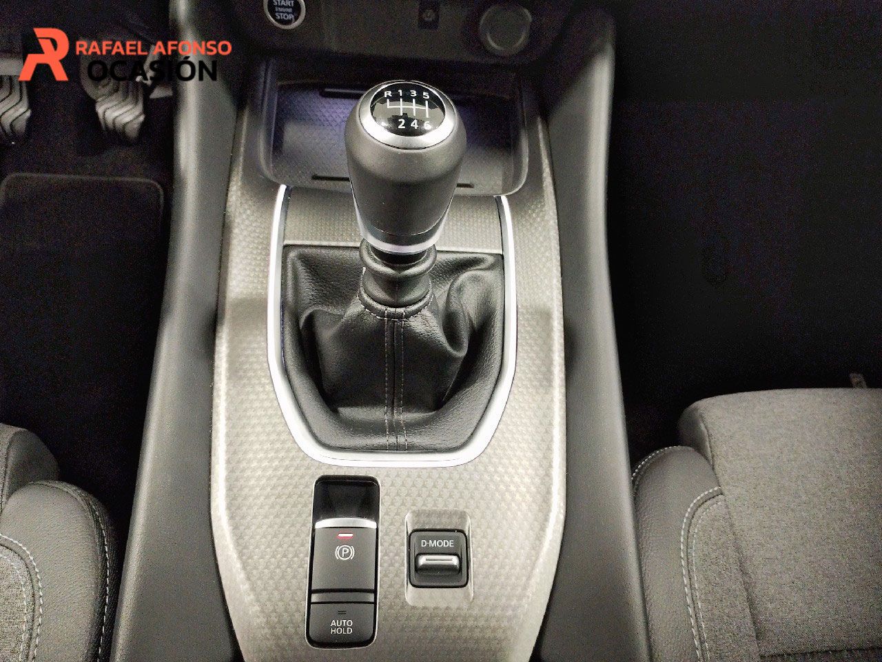 Nissan Qashqai N-CONECT HIBRIDO  - Foto 16