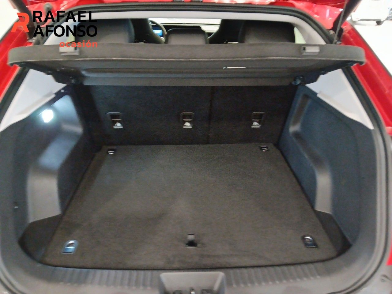 Omoda 5 MY25 - Premium 1.6 TGDI 108kW (145cv)  - Foto 8