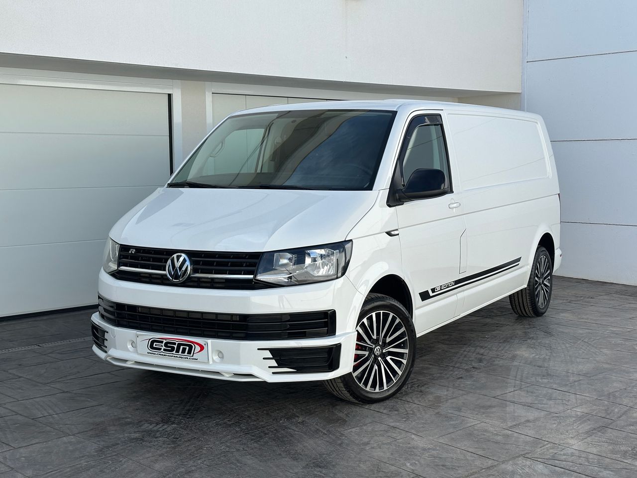 Volkswagen Transporter T6 Furgoneta  - Foto 1