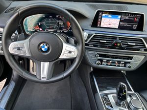 BMW Serie 7 740d xDrive 340cv M Sport   - Foto 15