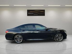 BMW Serie 7 740d xDrive 340cv M Sport   - Foto 7