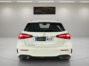 Mercedes Clase A 250e PHEV 218cv AMG Line   - Foto 8