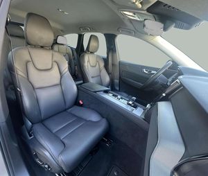 Volvo XC60 B4 D Plus Dark 198cv   - Foto 11