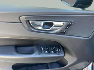 Volvo XC60 T6 Plus Dark PHEV eAWD   - Foto 21