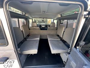 Land-Rover Defender 90 SW E 122cv   - Foto 24