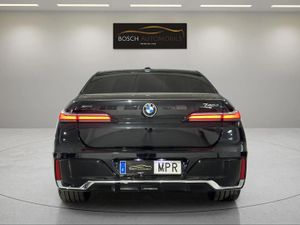 BMW Serie 7 740d xDrive 286cv   - Foto 9