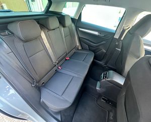 Skoda Karoq Ambition 1.5 TSI 150cv   - Foto 30