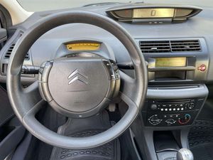 Citroën C4 1.6i 16v 110cv 5p   - Foto 13