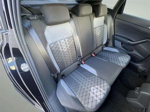Volkswagen Taigo R-Line 1.0TSI 115cv DSG   - Foto 29