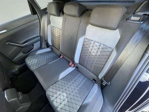 Volkswagen Taigo R-Line 1.0TSI 115cv DSG   - Foto 28