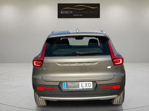 Volvo XC40 Recharge PHEV T4 Core 211cv   - Foto 8