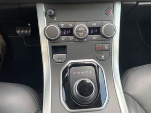 Land-Rover Range Rover Evoque 2.0Td4 150cv 4x4 Auto SE   - Foto 23