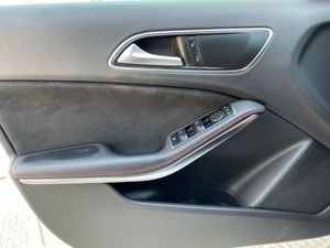 Mercedes Clase A 200 CDI 136cv AMG Line   - Foto 17