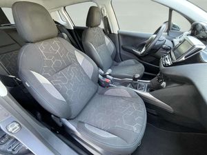 Peugeot 2008 Style 1.2 Gasolina 82cv   - Foto 11