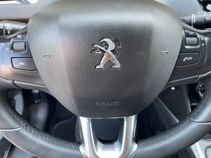 Peugeot 2008 Style 1.2 Gasolina 82cv   - Foto 15