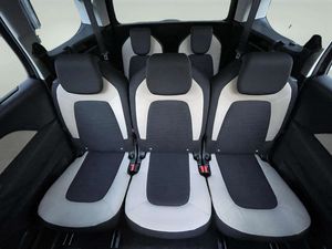 Citroën Grand C4 Picasso Feel Edition 2.0BlueHDi 150cv EAT6 7plazas   - Foto 24