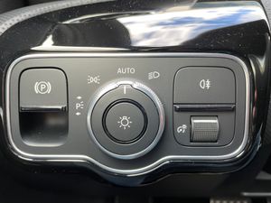 Mercedes Clase A 180d 116cv 7G-DCT AMG Line   - Foto 20