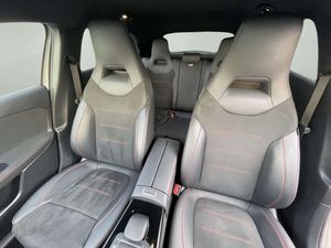 Mercedes Clase A 180d 116cv 7G-DCT AMG Line   - Foto 11