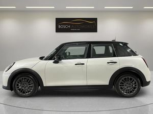 MINI MINI COOPER C 5 Puertas Favoured 1.5 156cv 5p  - Foto 6