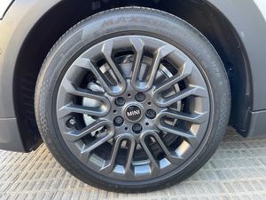 MINI MINI COOPER C 5 Puertas Favoured 1.5 156cv 5p  - Foto 30