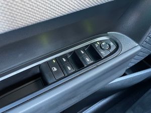 MINI MINI COOPER C 5 Puertas Favoured 1.5 156cv 5p  - Foto 17