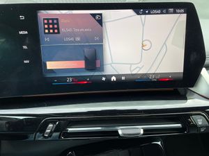 BMW iX1 eDrive20 204cv M Sport PRO  - Foto 24