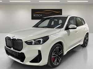 BMW iX1 eDrive20 204cv M Sport PRO  - Foto 2