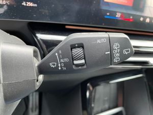 BMW iX1 eDrive20 204cv M Sport PRO  - Foto 17