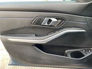 BMW Serie 3 330e 292cv M Sport PRO  - Foto 20