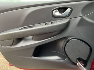 Renault Clio Limited Energy dCi 66 kW (90 CV)  - Foto 18