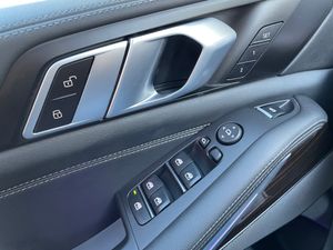 BMW X5 xDrive 30d 298cv  - Foto 21