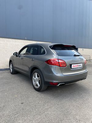 Porsche Cayenne 3.0 S Hybrid Tiptronic  - Foto 17