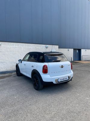 MINI Countryman 2.0 Cooper D Auto  - Foto 16