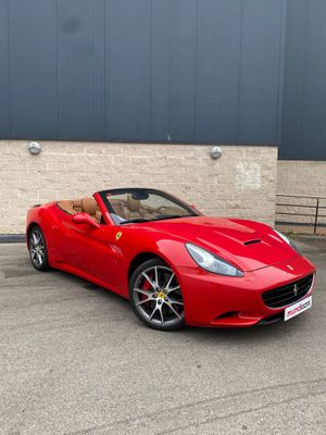 Ferrari California 4.3 V8 (4 plazas)  - Foto 17