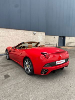 Ferrari California 4.3 V8 (4 plazas)  - Foto 26