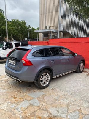 Volvo V60 Cross Country 2.0 D3 Plus  - Foto 13