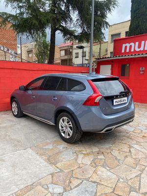 Volvo V60 Cross Country 2.0 D3 Plus  - Foto 9