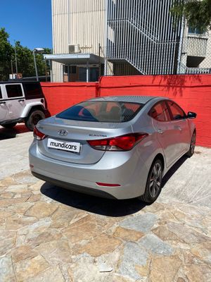 Hyundai Elantra 1.6 MPI Klass  - Foto 12