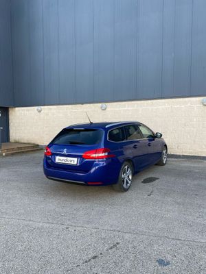 Peugeot 308 SW Allure PureTech 130 S&S EAT8  - Foto 8