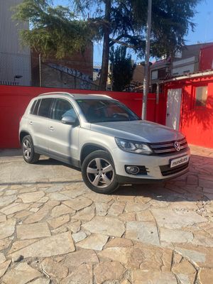 Volkswagen Tiguan 2.0 TDI 140cv DSG 4Motion Sport BMT  - Foto 3