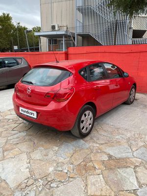 Opel Astra 1.4 Essentia  - Foto 13