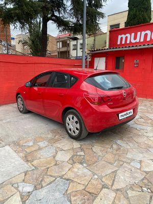 Opel Astra 1.4 Essentia  - Foto 10