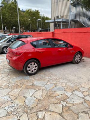 Opel Astra 1.4 Essentia  - Foto 14