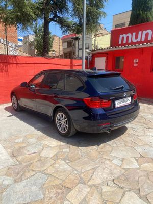 BMW Serie 3 320d xDrive Touring  - Foto 9